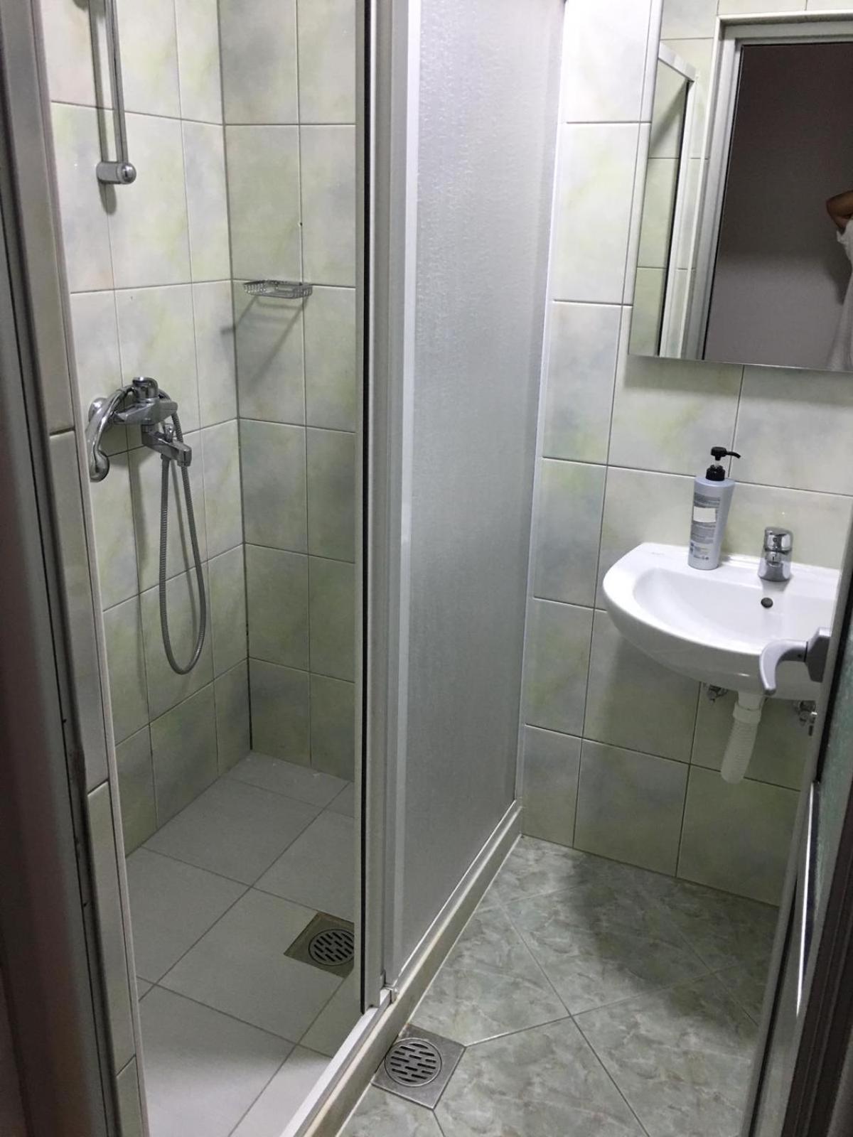 Hotel Diplomat Struga Esterno foto
